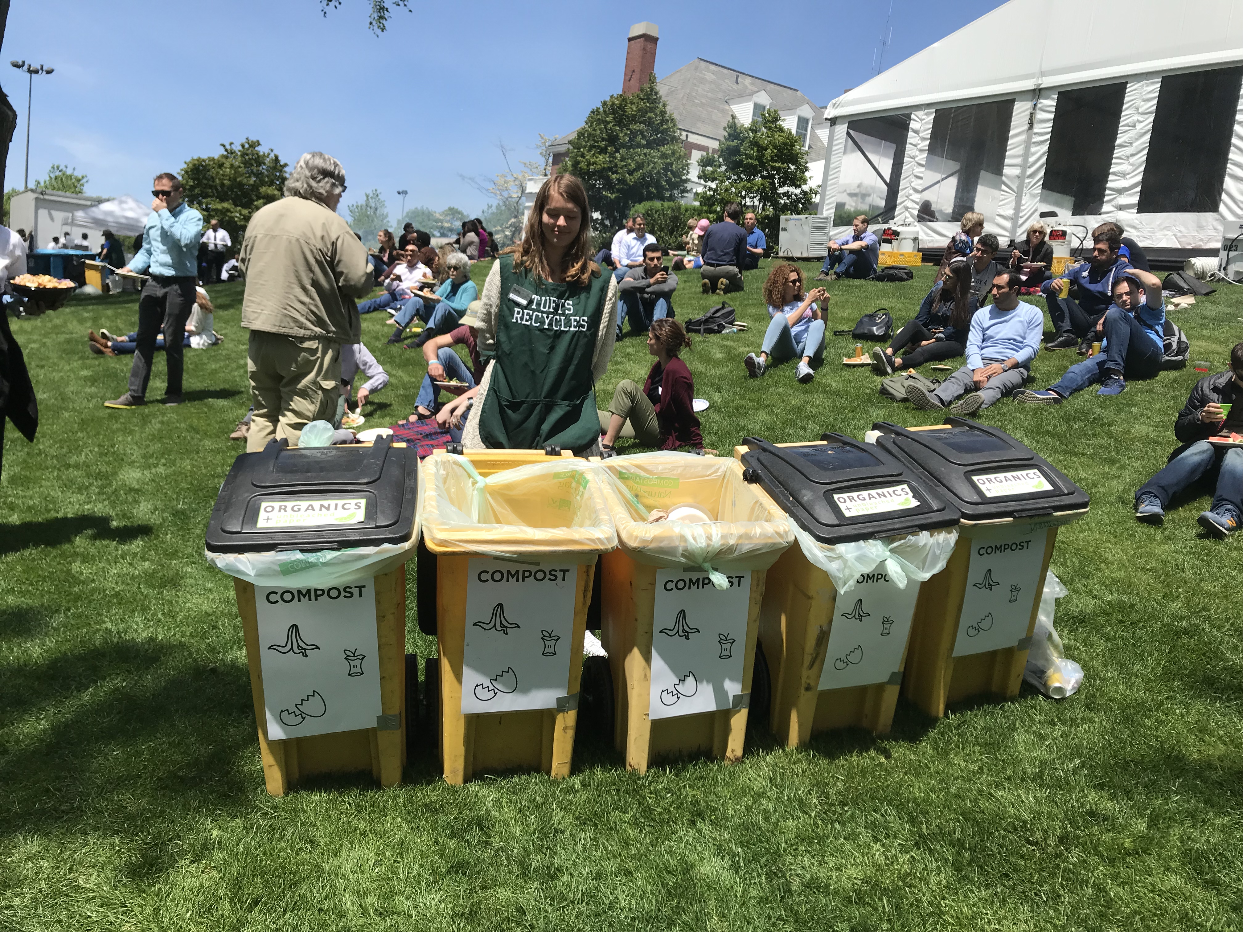 zero-waste worker at President's Picnic